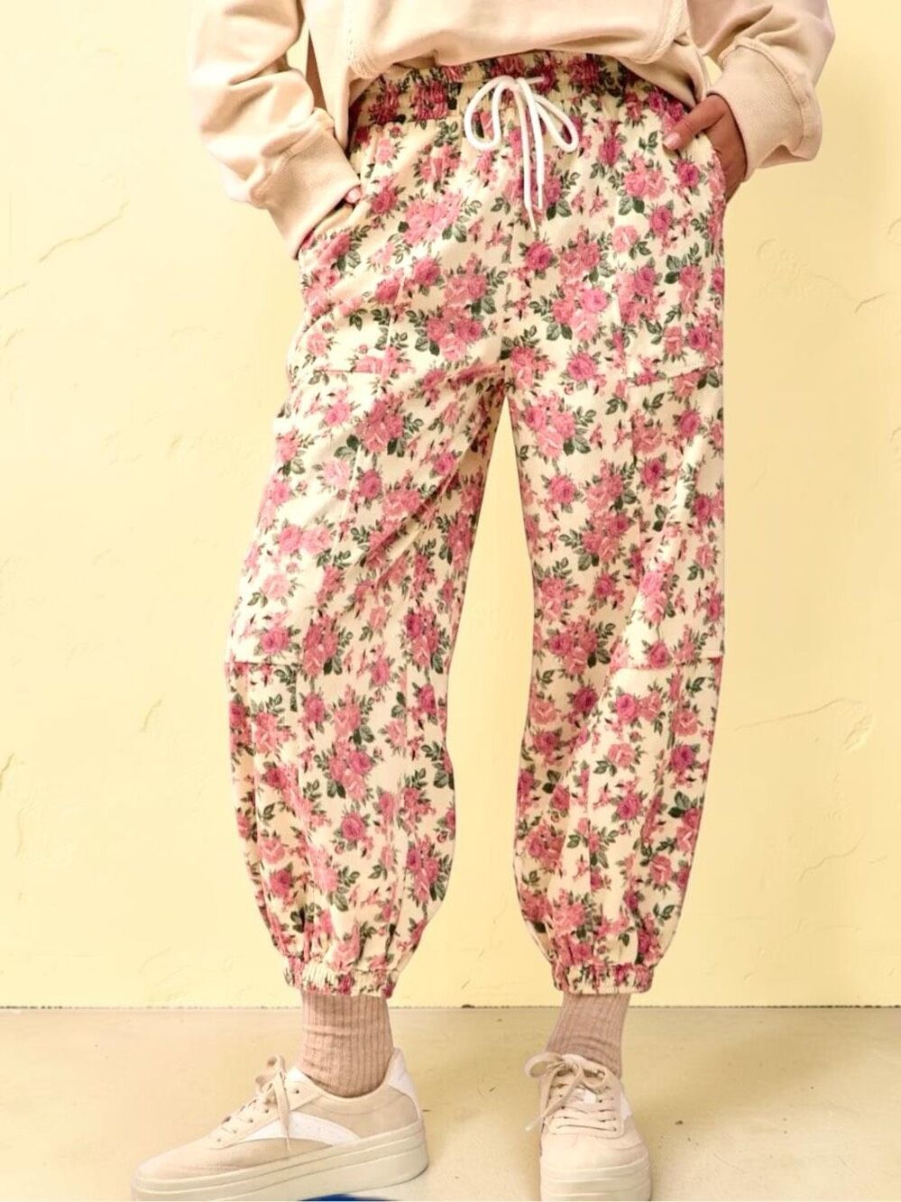 BiBi Floral Jogger Pants Pink Rose Drawstring Twill Elastic Waist Large NEW - Picture 6 of 12